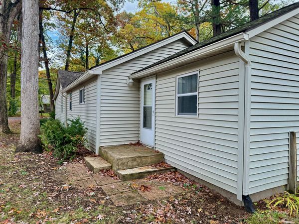 15953 152nd Avenue, Spring Lake, MI 49456