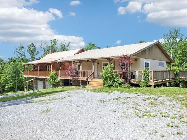 290 Vine Ridge Rd NE, Crawford, TN 38554