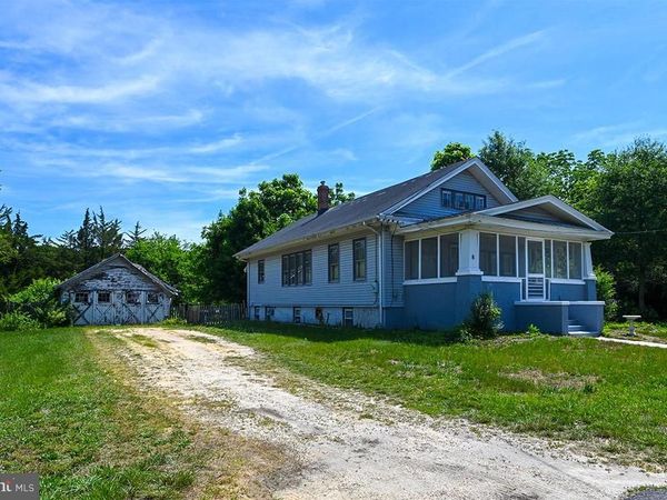 8 WARD AVENUE, LEESBURG, NJ 08327