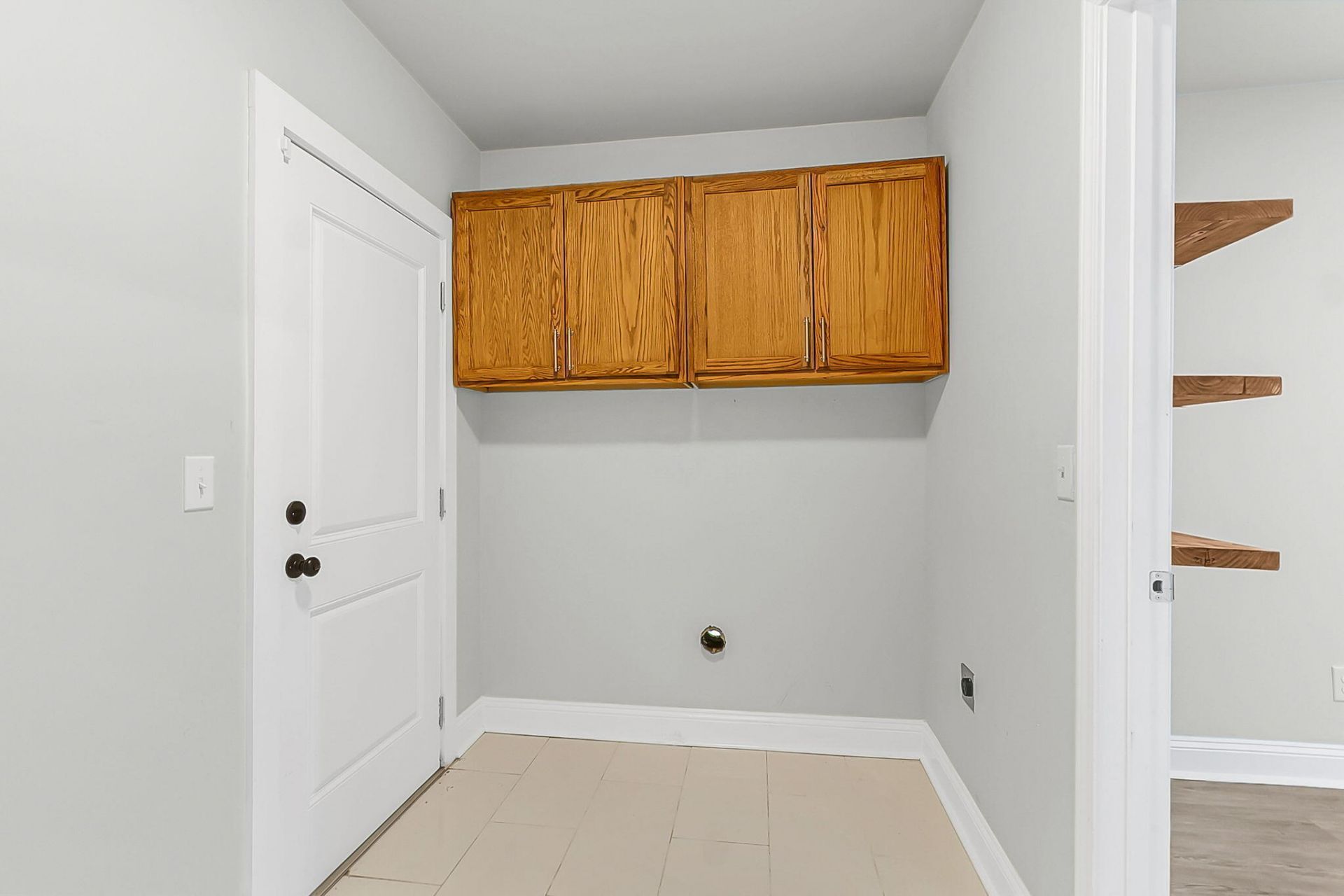 109 Camellia Road Photo 33