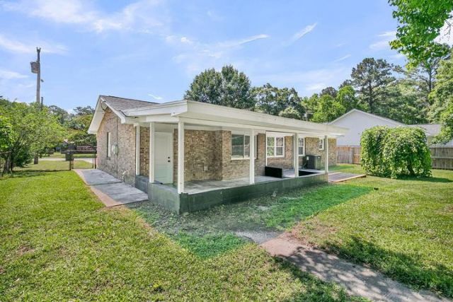 109 Camellia Road Photo 40