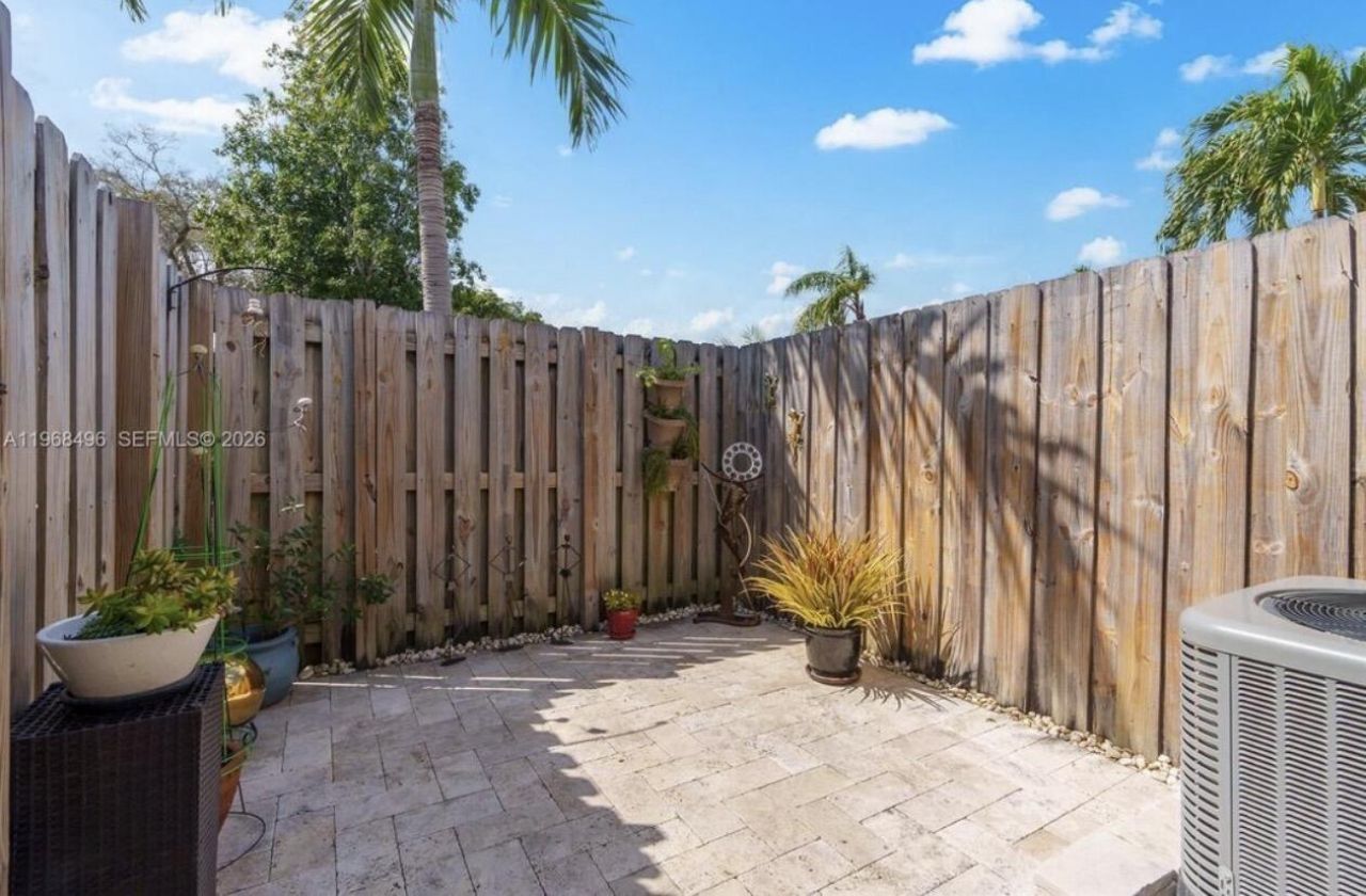 2900 NW 69th Court, Fort Lauderdale, FL 33309 Photo