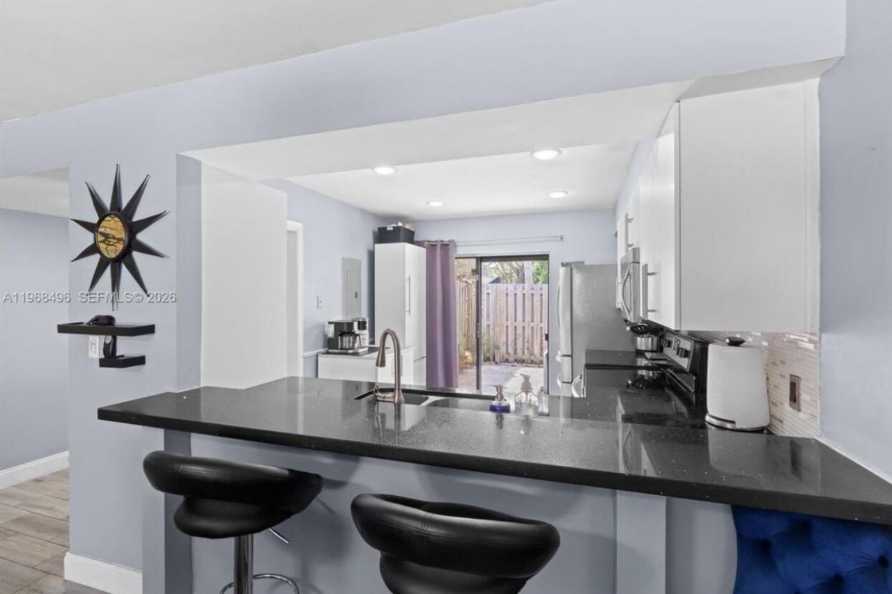 2900 NW 69th Court, Fort Lauderdale, FL 33309 Photo