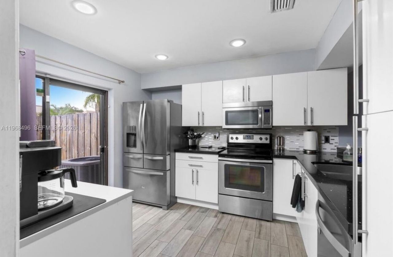 2900 NW 69th Court, Fort Lauderdale, FL 33309 Photo