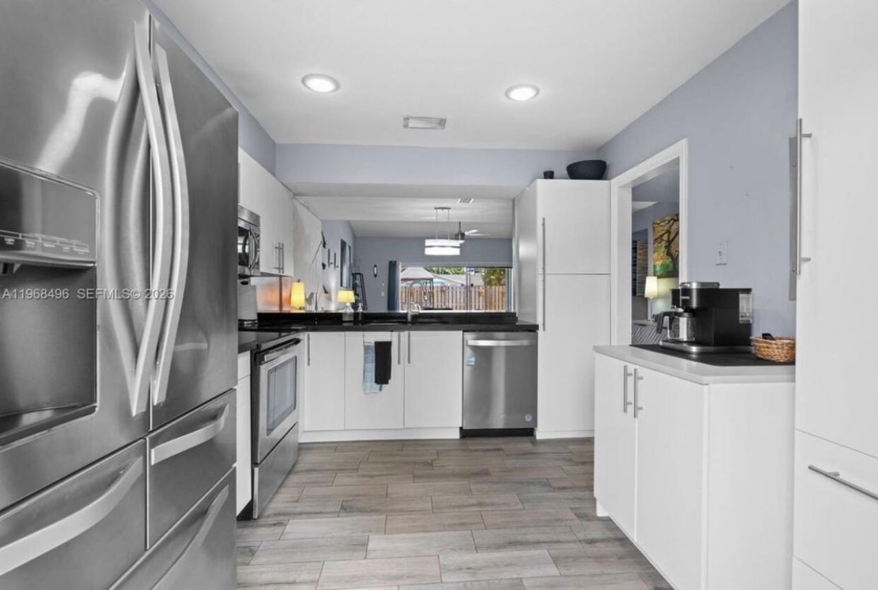 2900 NW 69th Court, Fort Lauderdale, FL 33309 Photo
