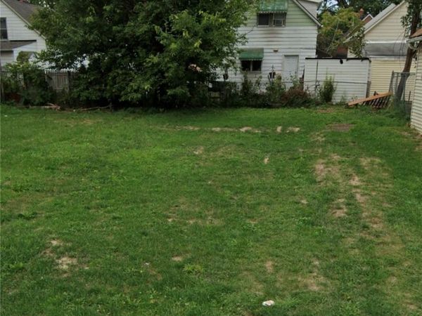 3270 W 34th Street , Cleveland, OH 44109