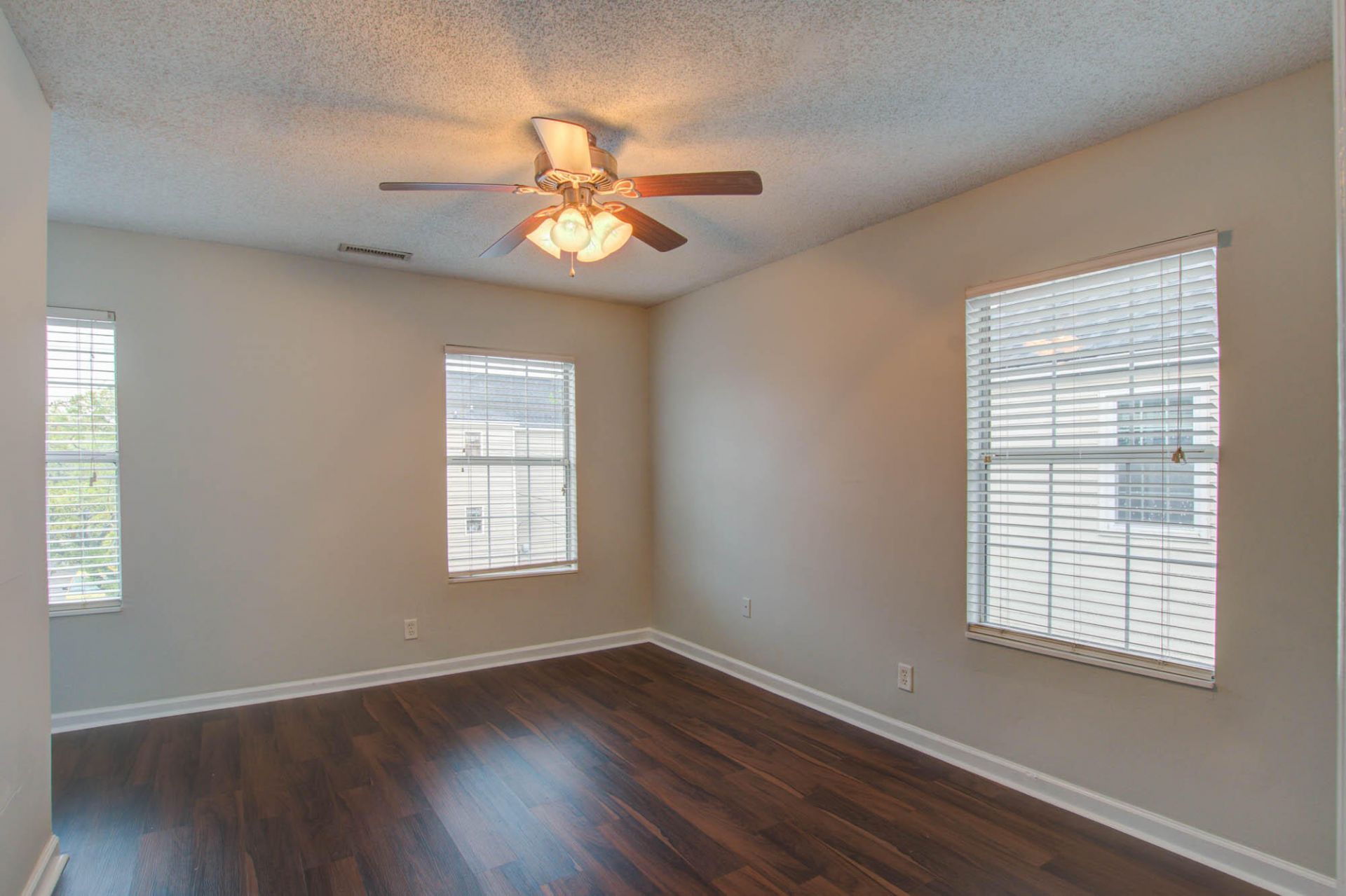 51 Aiken Street Photo 12