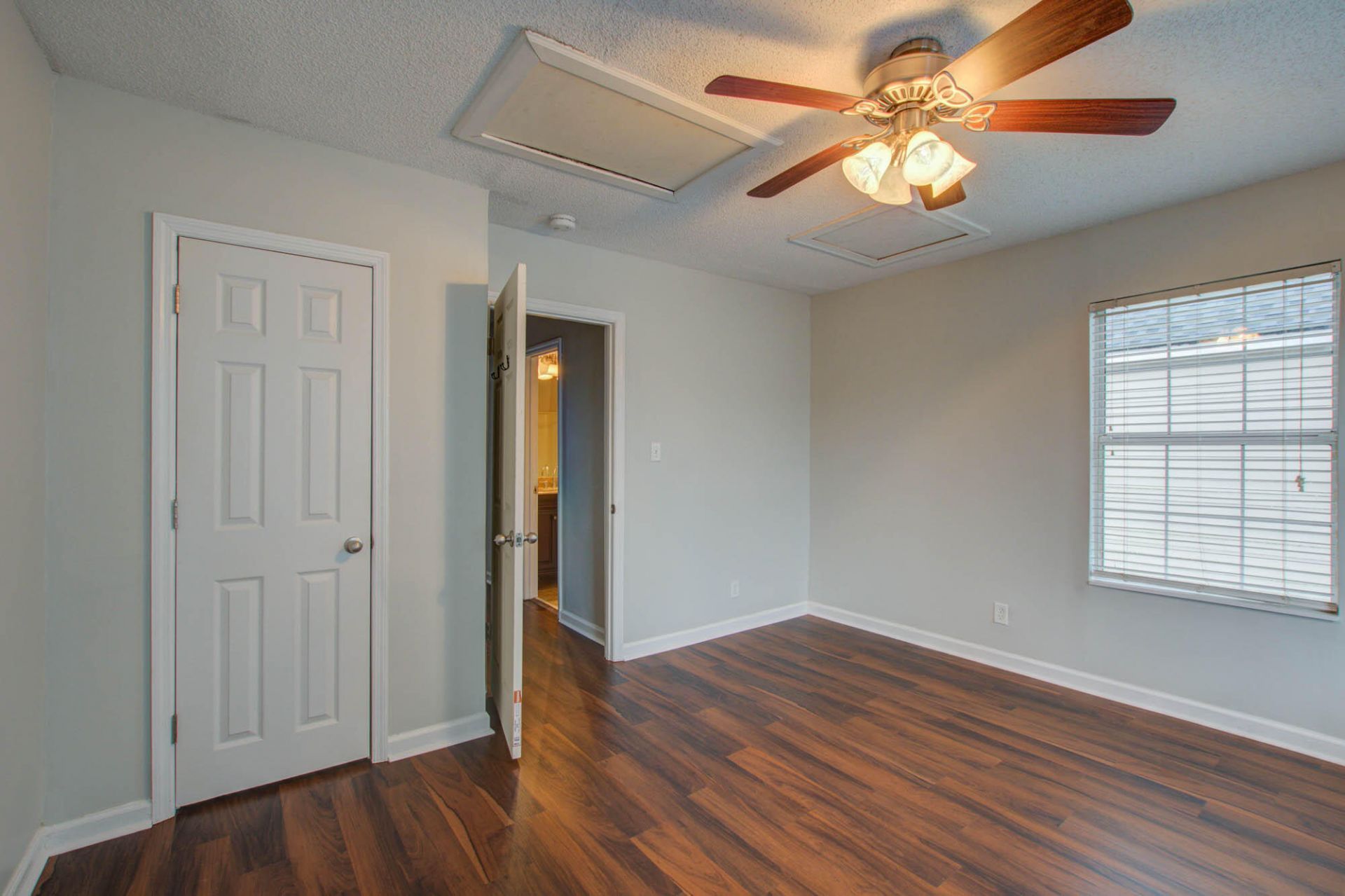 51 Aiken Street Photo 16