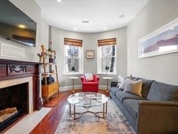146 Worcester St, Unit 2, Boston, MA 02118