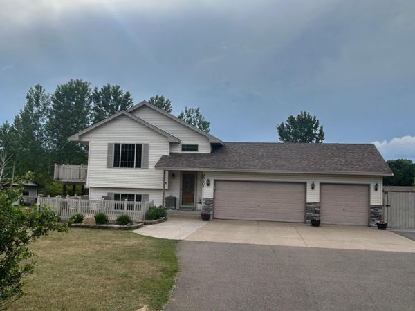 30204 118th Street NW, Princeton, MN 55371