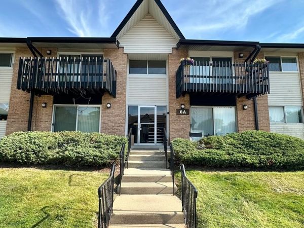 6A Kingery Quarter Road , Unit 203, Willowbrook, IL 60527