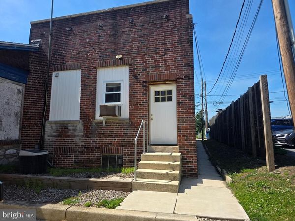 2311 R PENN AVENUE, READING, PA 19609