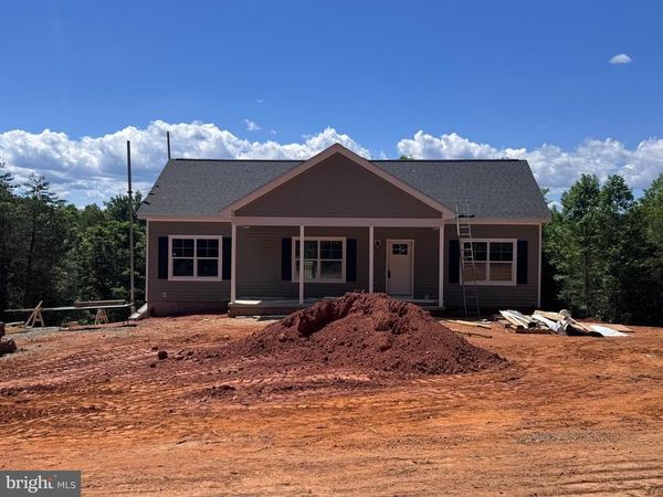 14143 PEACE & QUIET , REVA, VA 22735