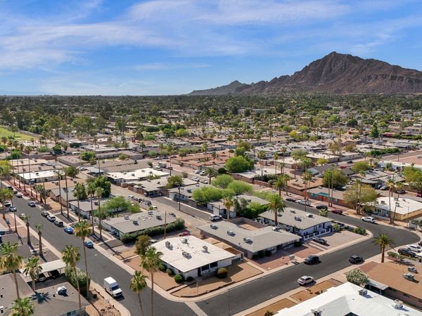 3202 N 67TH Place, Scottsdale, AZ 85251
