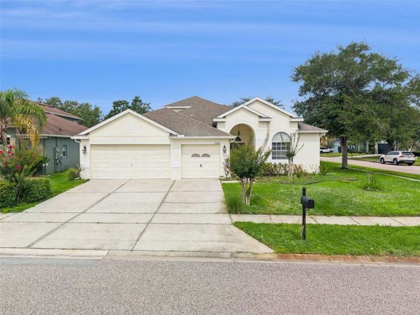 2066 GLORIA OAK COURT, ORLANDO, FL 32820