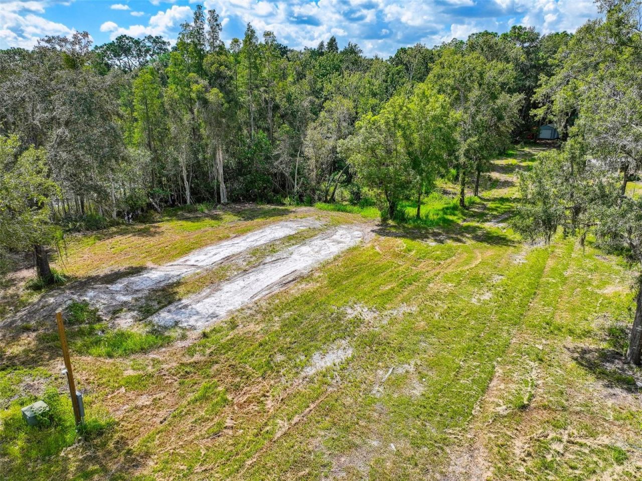 1758 Land O Lakes Boulevard , Lutz, FL 33549 Photo