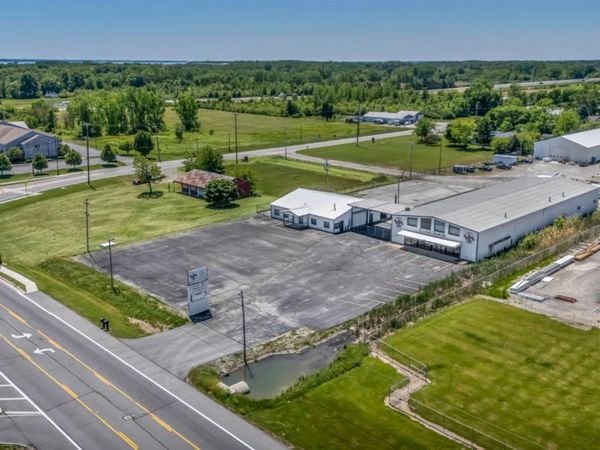 940 SE Catawba Road, Port Clinton, OH 43452