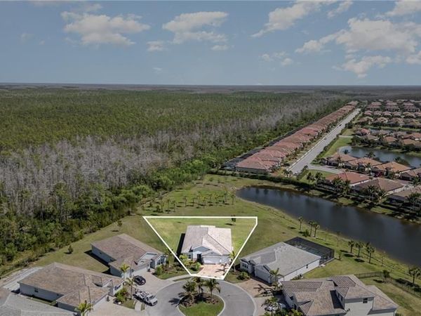 16813 Bay Island CT, BONITA SPRINGS, FL 34135