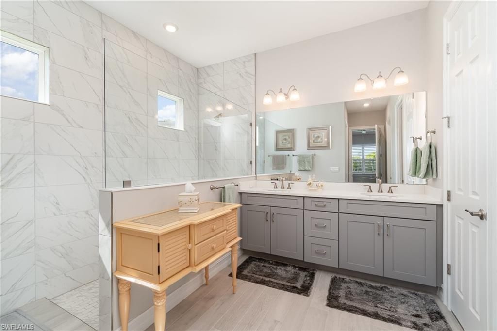 16813 Bay Island Ct , Bonita Springs, FL 34135 Photo