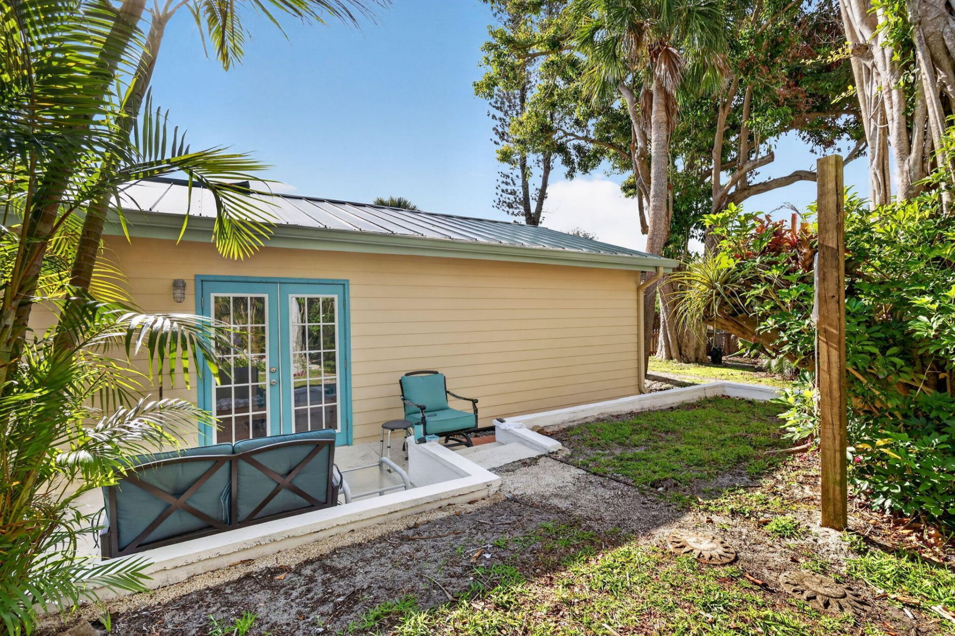 681 Rio Vista Drive, Fort Pierce, FL 34982 Photo