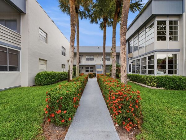 330 Piedmont, Unit 330, Delray Beach, FL 33484
