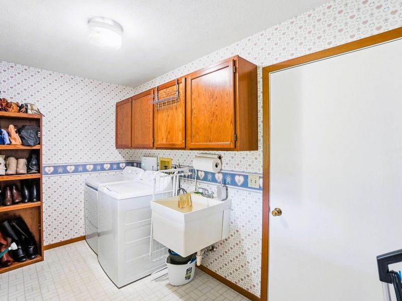 1143 Armsgate Road, Springfield, OH 45503 Photo 34