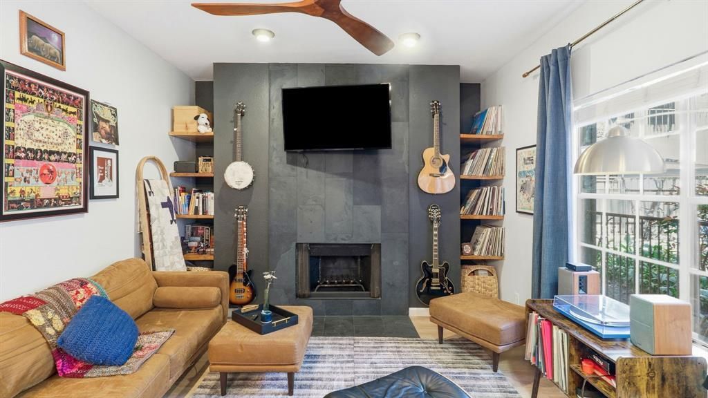 203 E 31st St, Unit 102, Austin, TX 78705 Main Photo