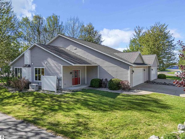 122 Davidsen Shores Drive, Unit 18, Cadillac, MI 49601