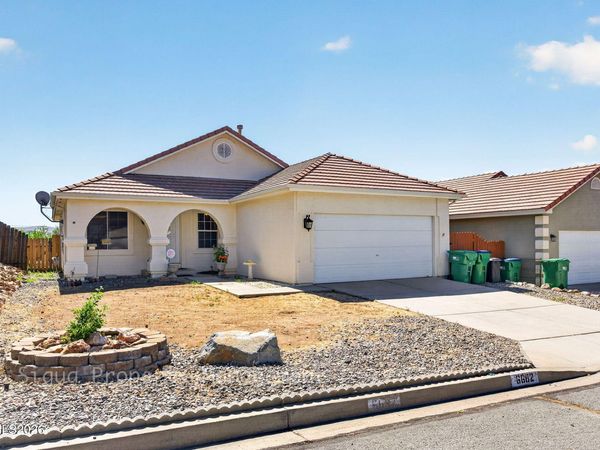 6682 Dorchester Drive, Sparks, NV 89436