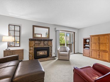 8823 42nd Avenue N, New Hope, MN 55427