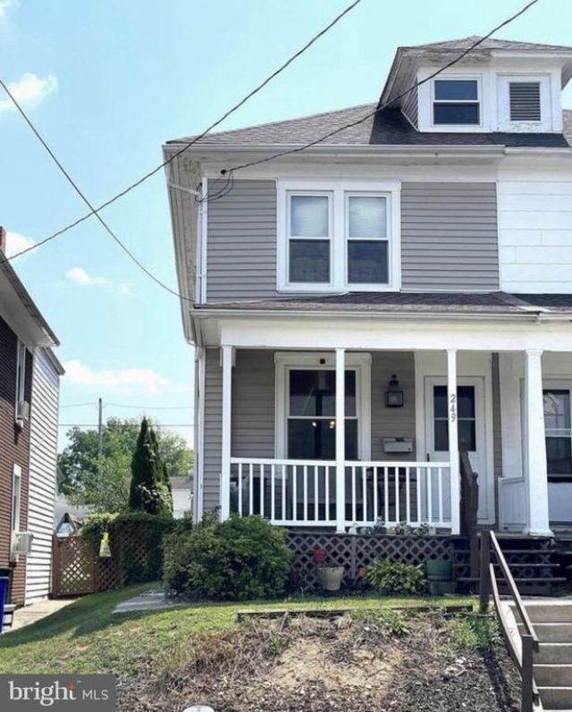 249 S WALNUT STREET , DALLASTOWN, PA 17313