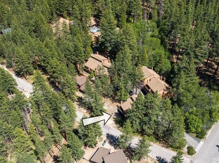 1439 Ski Run Boulevard, Unit 3, South Lake Tahoe, CA 96150 Photo