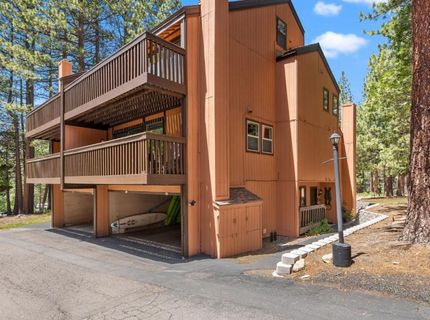 1439 Ski Run Boulevard, Unit 3, South Lake Tahoe, CA 96150 Photo