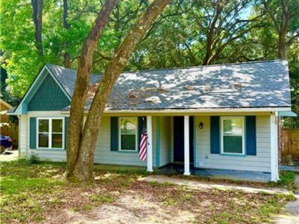 5637 Green Tree Road , Mobile, AL 36609