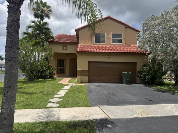 19199 NW 19th Street, Pembroke Pines, FL 33029