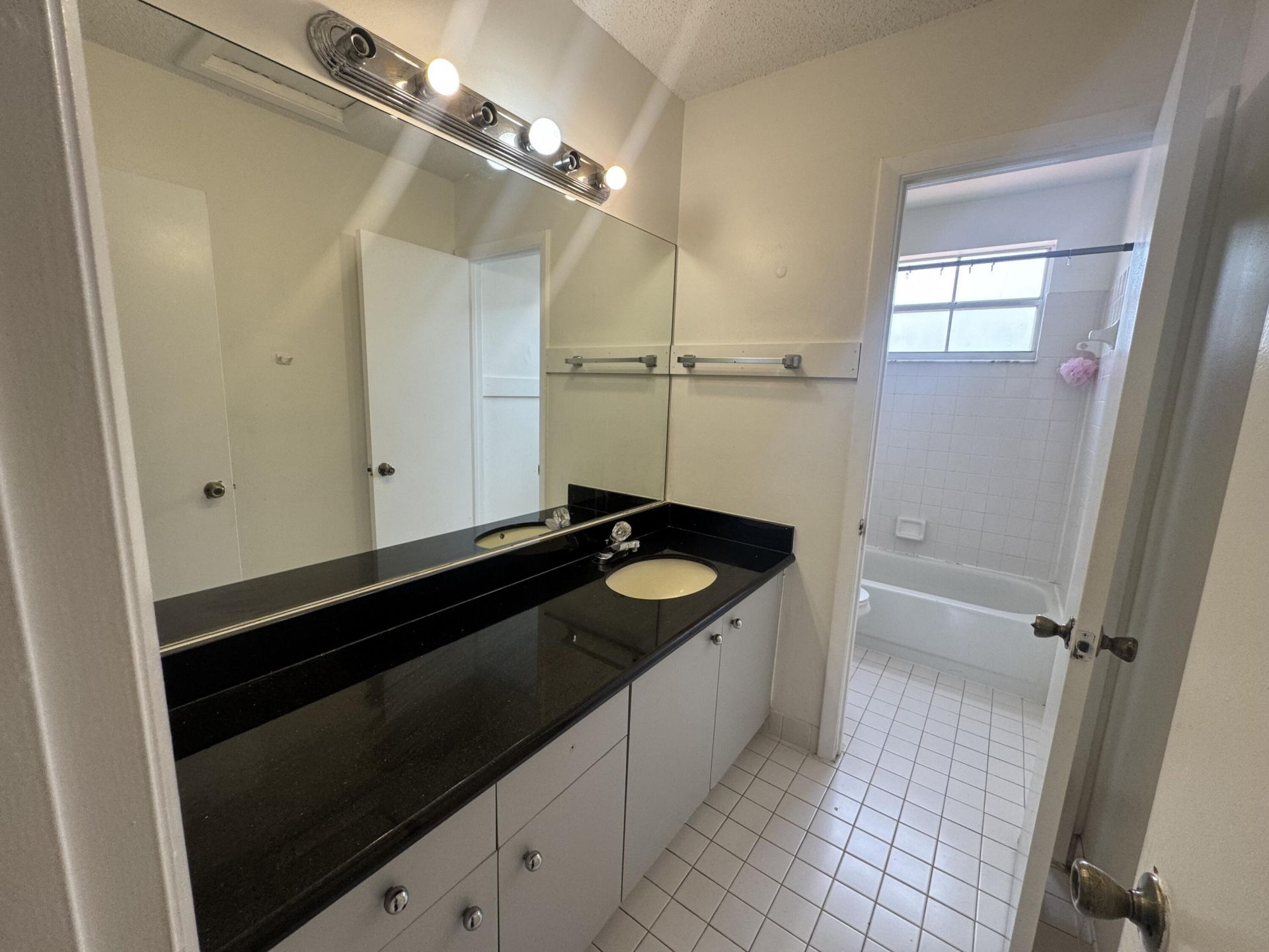 19199 NW 19th Street, Pembroke Pines, FL 33029 Photo