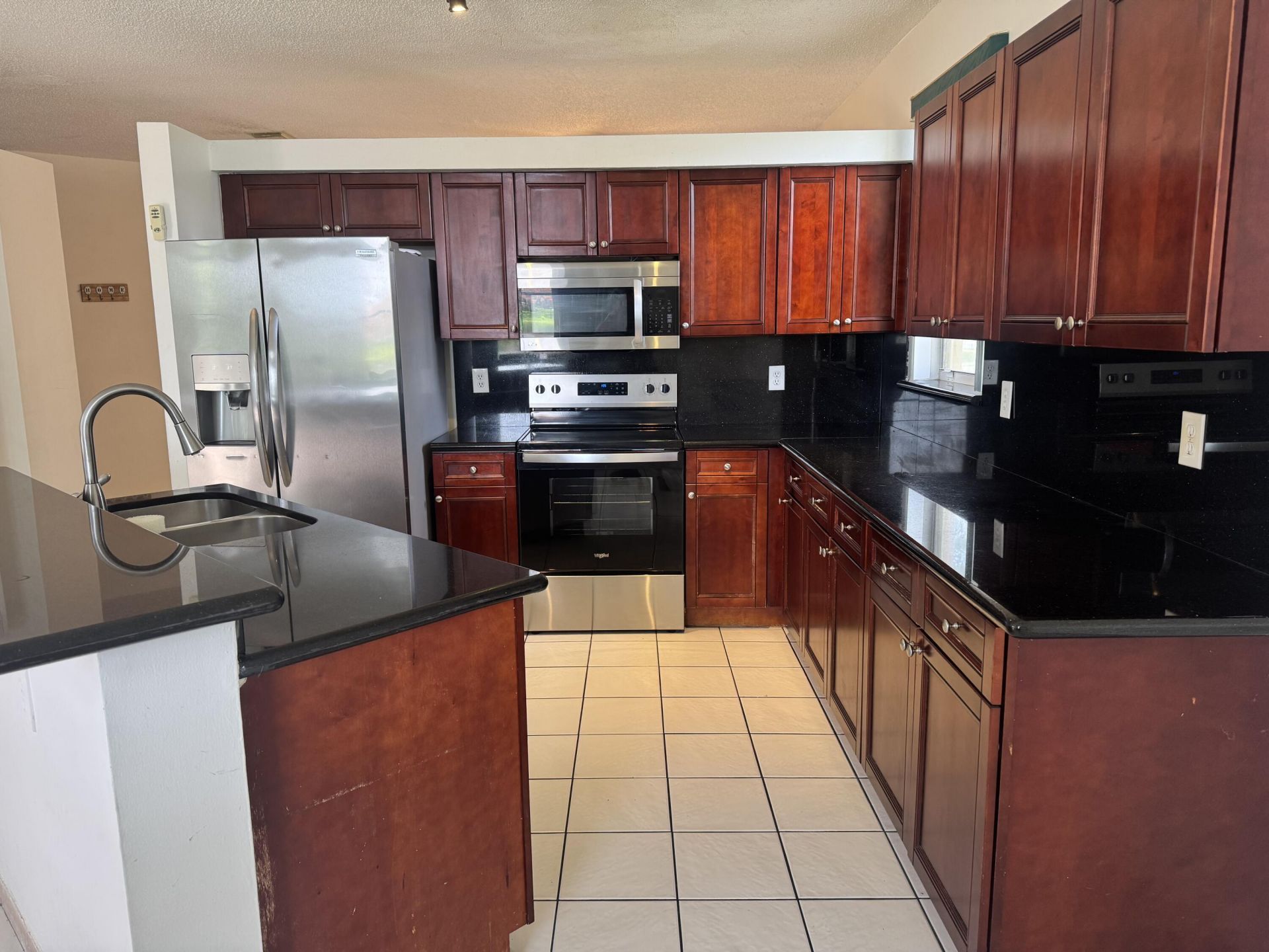 19199 NW 19th Street, Pembroke Pines, FL 33029 Photo