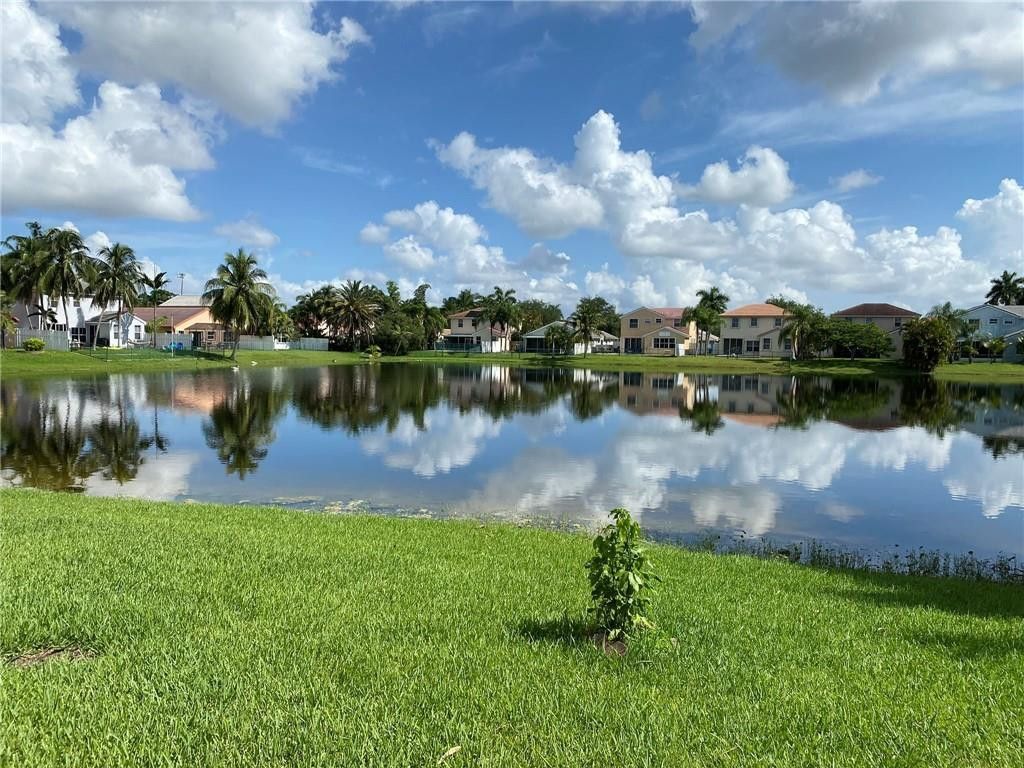 19199 NW 19th Street, Pembroke Pines, FL 33029 Photo