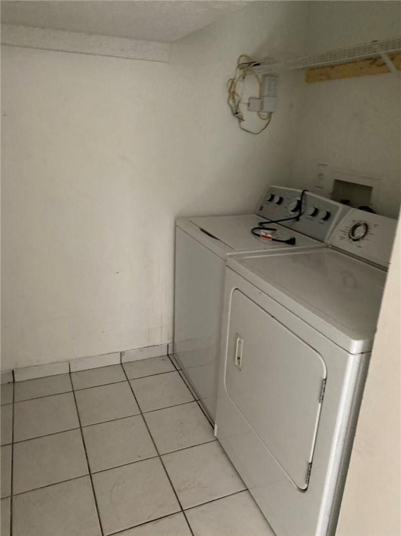 19199 NW 19th Street, Pembroke Pines, FL 33029 Photo