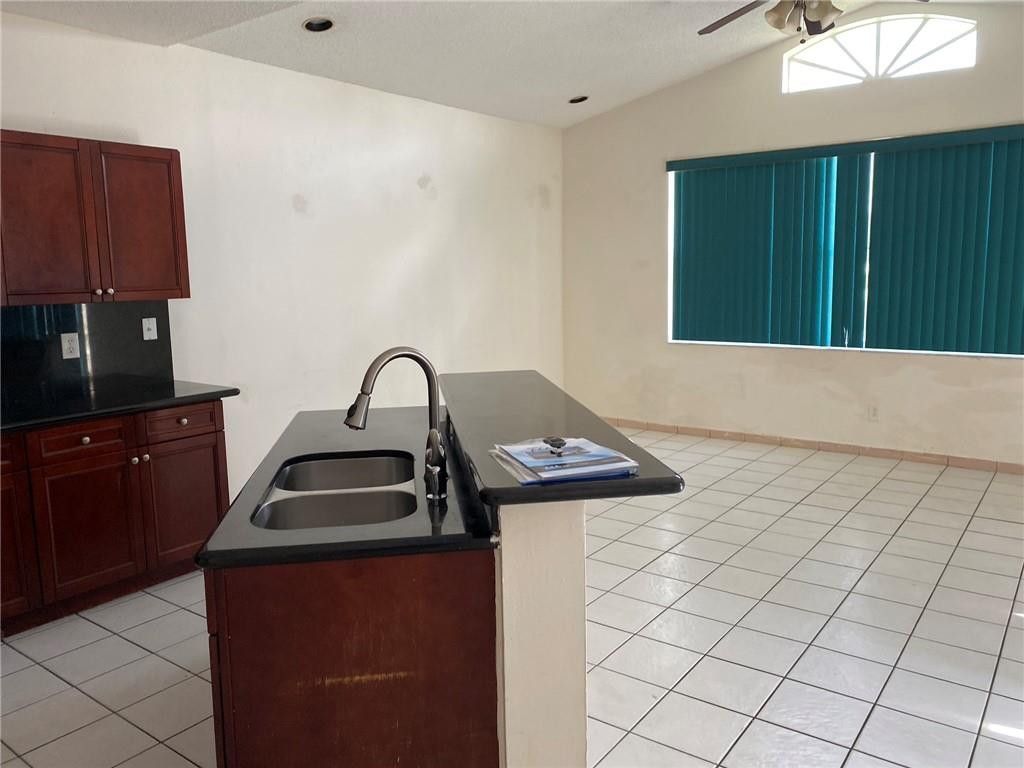 19199 NW 19th Street, Pembroke Pines, FL 33029 Photo