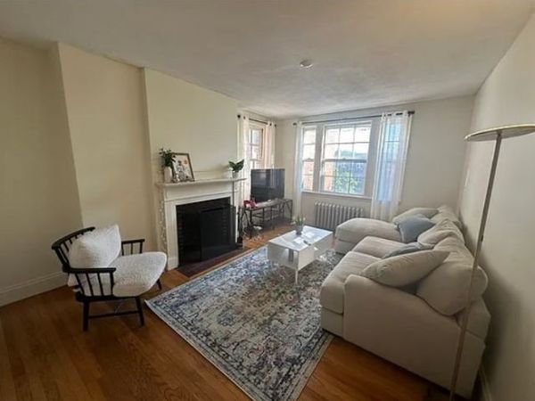 31 Concord Ave, Unit 19, Cambridge, MA 02138