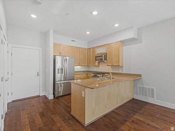1988 S 1100 E, Unit 209, Salt Lake City, UT 84106