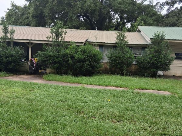 153 Bexley Road, Lucedale, MS 39452