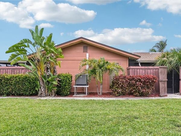 17327 Birchwood LN , FORT MYERS, FL 33908