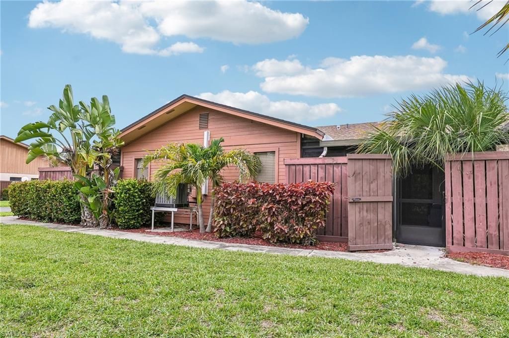 17327 Birchwood Ln , Fort Myers, FL 33908 Photo