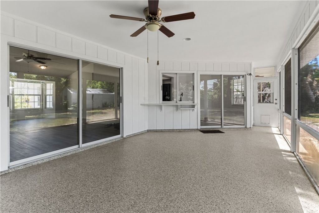 550 11th Avenue, Vero Beach, FL 32962 Photo
