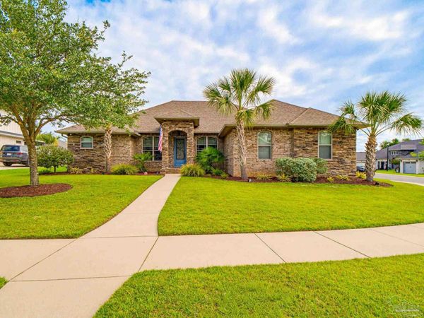6064 Huntington Creek Cir, Pensacola, FL 32526