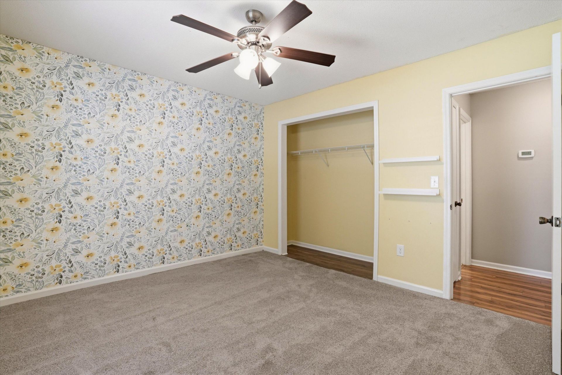 103 Tram Court Photo 17