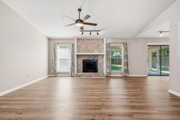 103 Tram Court photo 4
