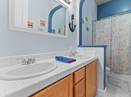 9290 Eagle Springs Pl, Roseville, CA 95747 Photo
